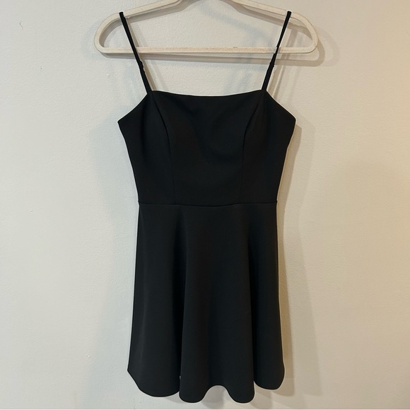 B. Darlin Juniors Black Spaghetti Strap Fit & Flare Mini Dress Size XL 9/10 - Picture 2 of 7
